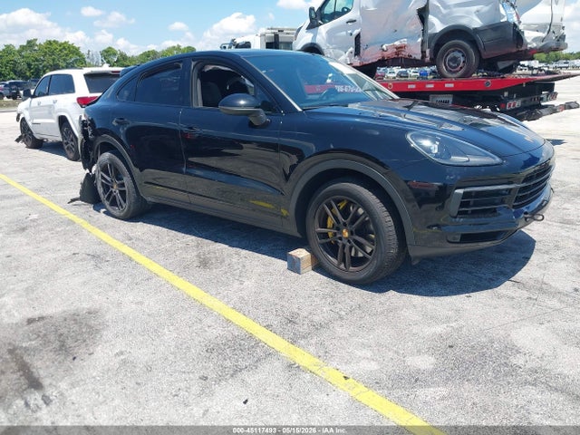 2021 PORSCHE CAYENNE 