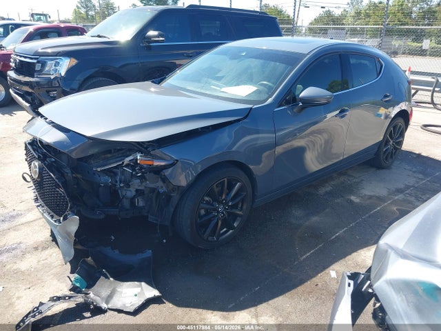 صورة 2 لـ 2019 Mazda MAZDA3 PREMIUM PACKAGE