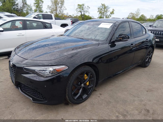 2020 ALFA Romeo GIULIA TI SPORT AWD — фото 2