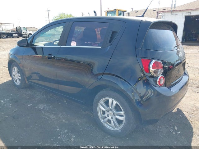 2012 Chevrolet SONIC 2LT — фото 3