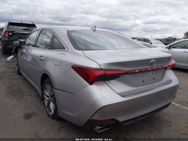 صورة 3 لـ 2022 Toyota AVALON XLE