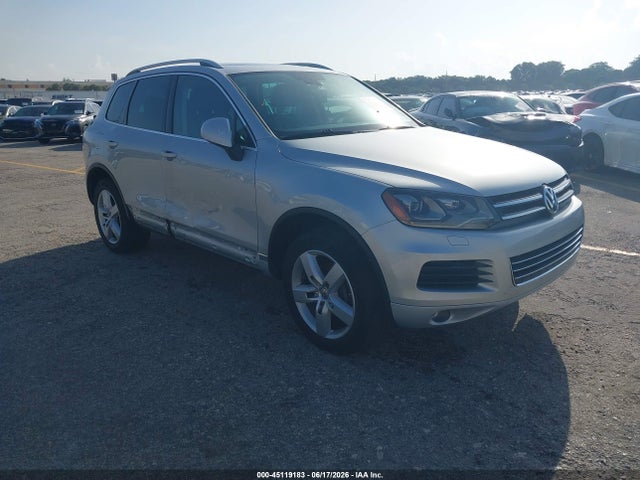 2014 VOLKSWAGEN TOUAREG TDI LUX