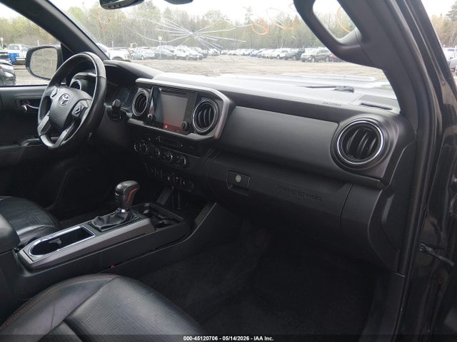 2019 Toyota TACOMA TRD PRO photo 5