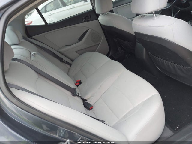 2015 KIA OPTIMA LX — фото 8