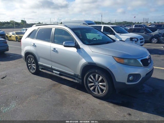 2011 KIA SORENTO EX