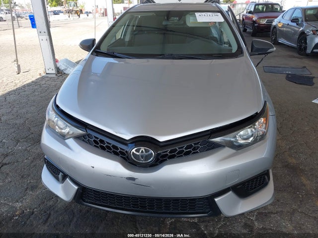 2018 TOYOTA COROLLA IM 12
