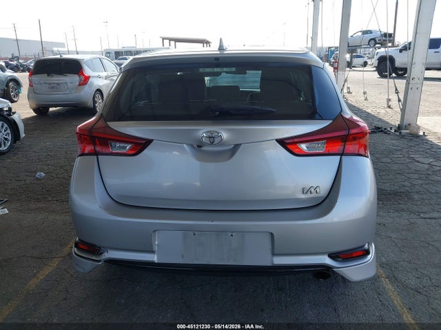 2018 TOYOTA COROLLA IM 16