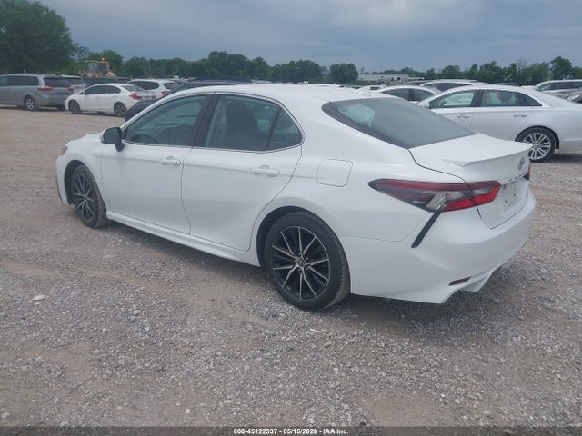 2021 Toyota CAMRY SE — фото 3