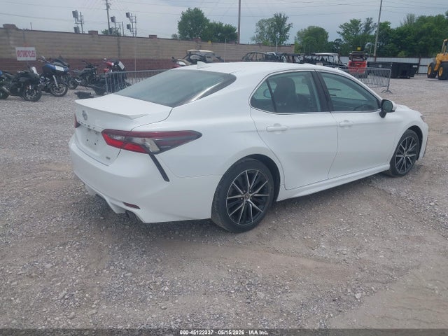 2021 Toyota CAMRY SE — фото 4