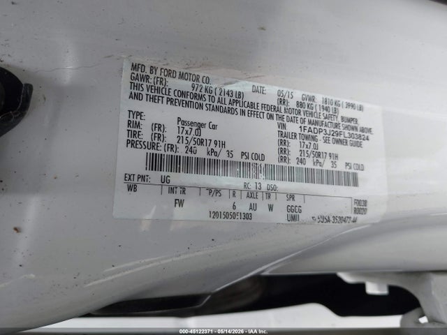 FORD FOCUS TITANIUM - 9