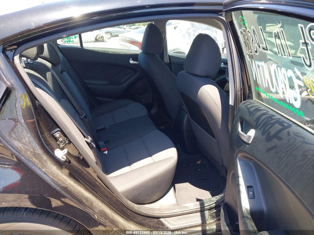 2018 KIA FORTE LX — фото 8