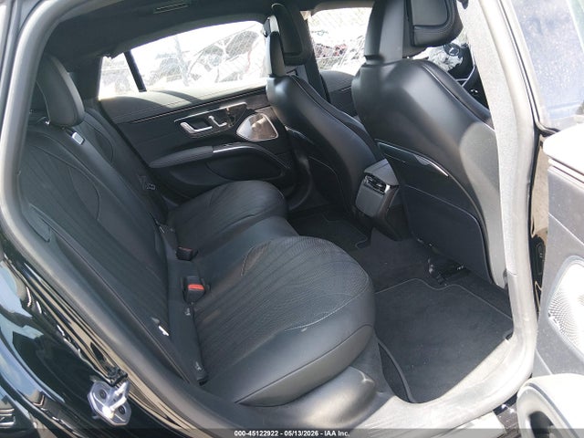 2024 Mercedes-BENZ EQS photo 8