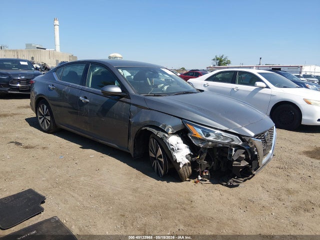 2020 NISSAN ALTIMA SV FWD