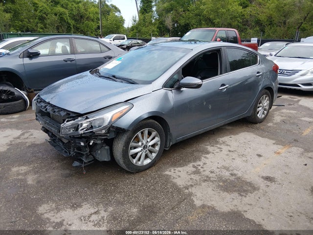 صورة 2 لـ 2017 KIA FORTE S