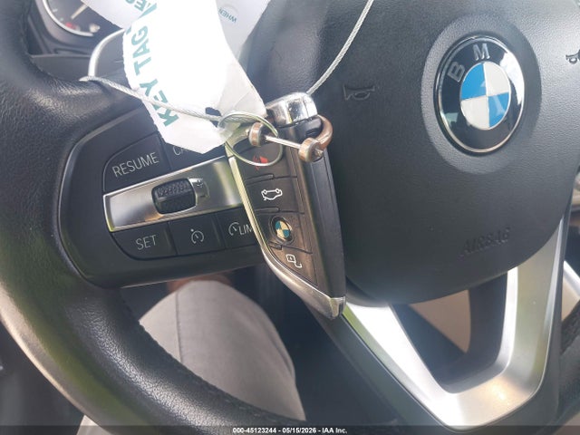 2020 BMW 330I — миниатюра 11