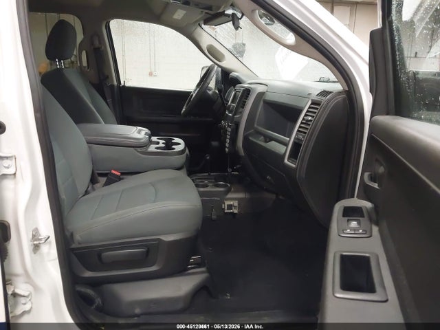 صورة 5 لـ 2018 RAM 2500 TRADESMAN 4X4 6'4 BOX