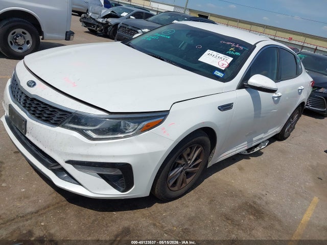 2020 KIA OPTIMA LX 照片 2