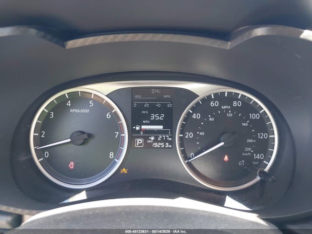 صورة 7 لـ 2025 Nissan VERSA 1.6 S