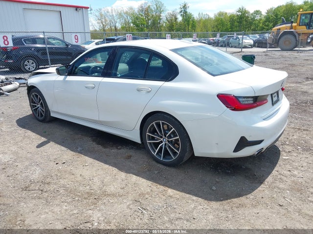 صورة 3 لـ 2020 BMW 330I XDRIVE