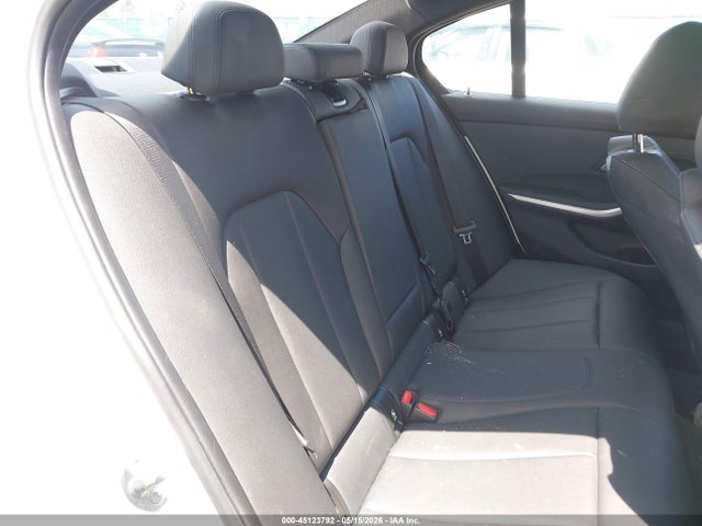 صورة 8 لـ 2020 BMW 330I XDRIVE
