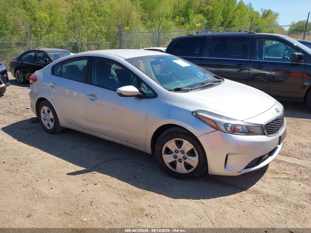 2017 KIA FORTE LX