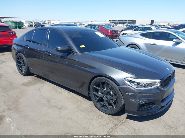 2017 BMW 540I — фото 1