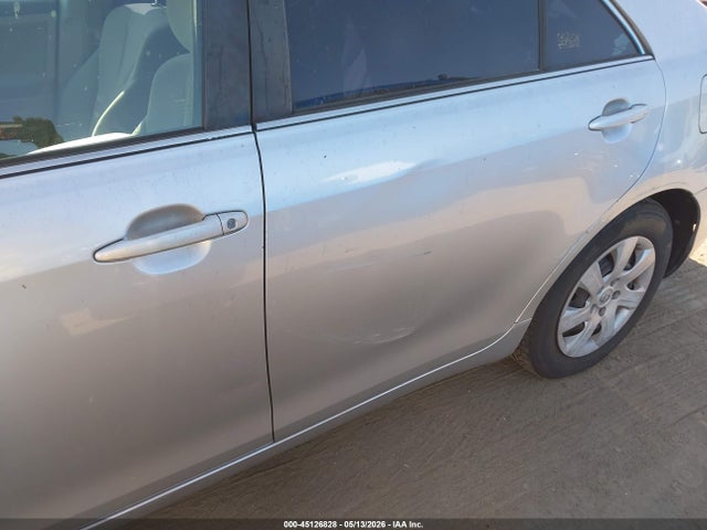TOYOTA CAMRY - 6