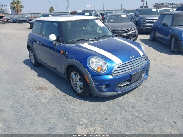 2013 MINI HARDTOP COOPER