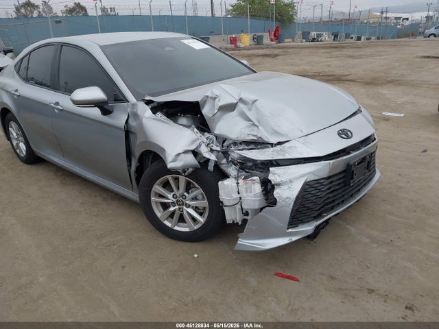 صورة 6 لـ 2025 Toyota CAMRY LE
