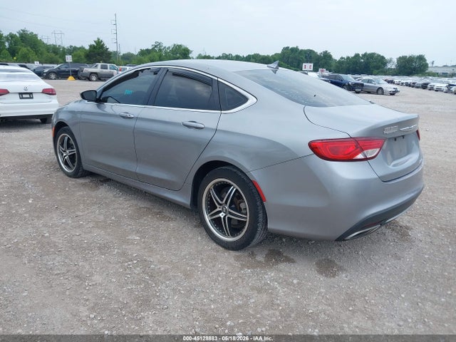 صورة 3 لـ 2015 Chrysler 200 C