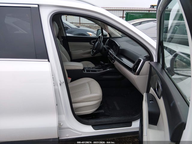 2025 KIA SORENTO S 5