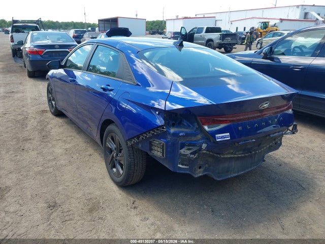2022 Hyundai ELANTRA SEL 照片 3