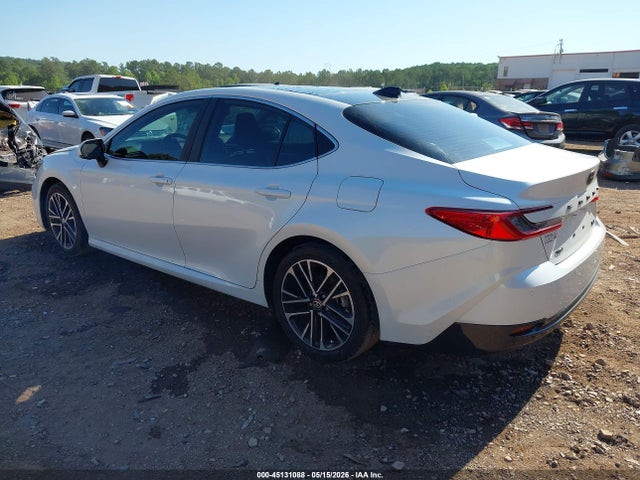 2026 Toyota CAMRY XLE 照片 3