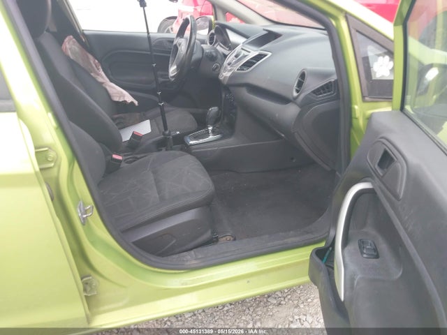 FORD FIESTA SEL - 5