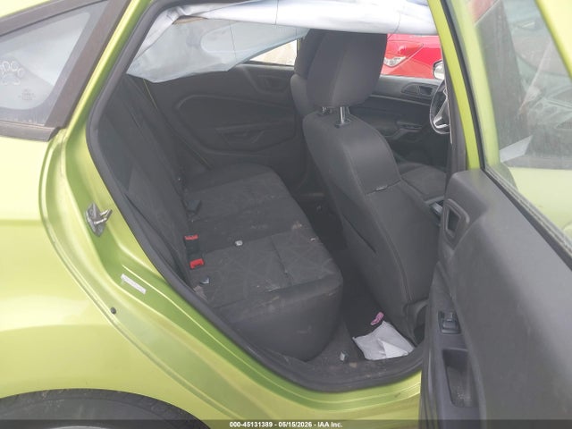FORD FIESTA SEL - 8