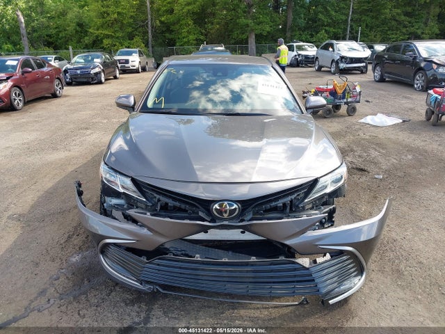 صورة مصغرة 12 لـ 2022 Toyota CAMRY LE