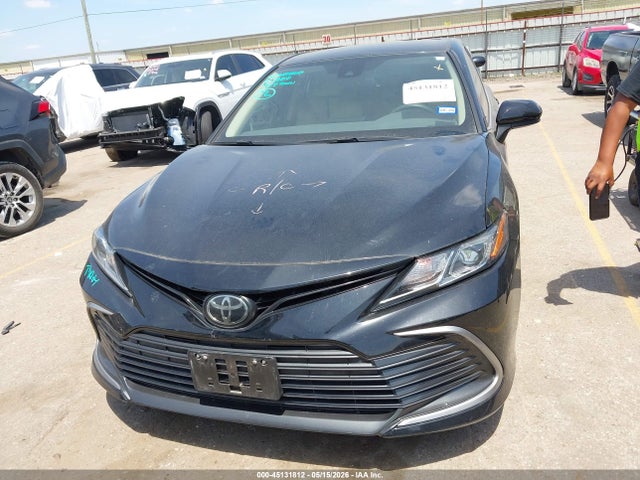 صورة مصغرة 12 لـ 2022 Toyota CAMRY LE