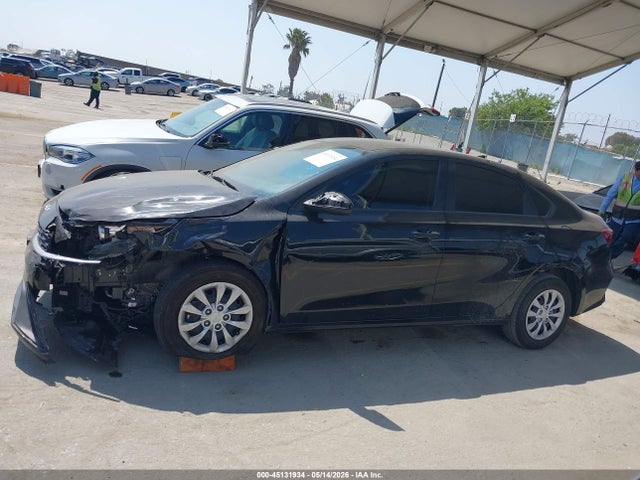 صورة مصغرة 14 لـ 2023 KIA FORTE LX