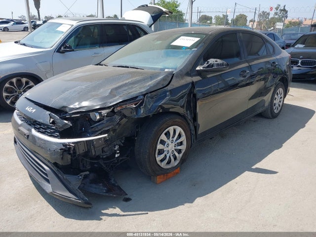 2023 KIA FORTE LX 照片 2