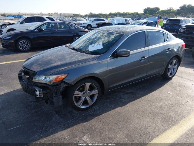 صورة 2 لـ 2014 Acura ILX 2.0L