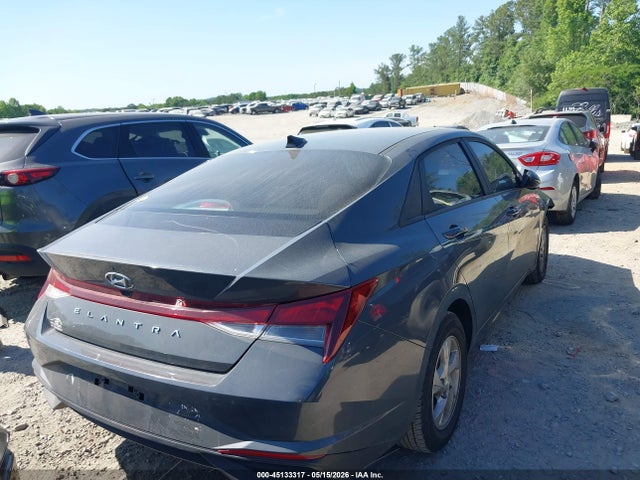 صورة 4 لـ 2023 Hyundai ELANTRA SE