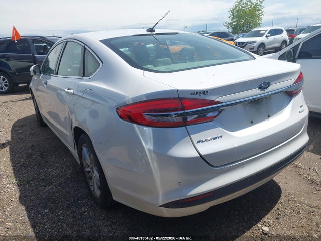 FORD FUSION SE - 3