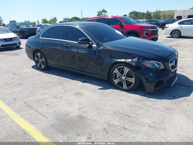 2017 MERCEDES-BENZ E 300 