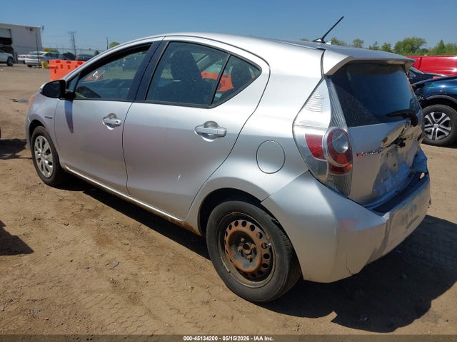 2012 Toyota PRIUS C TWO — фото 3
