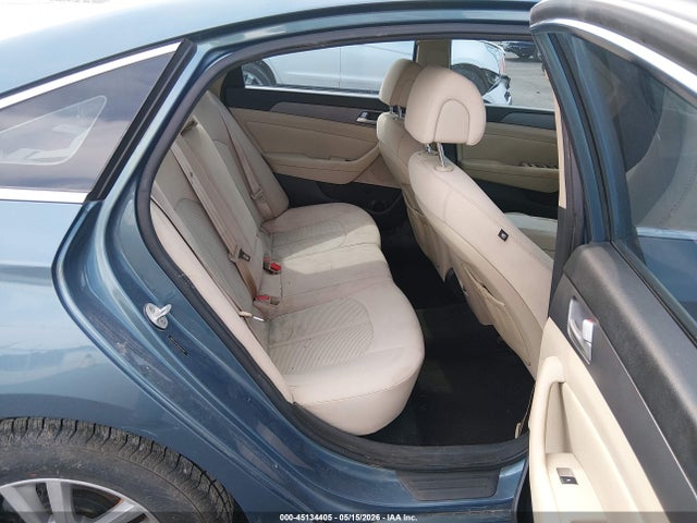 صورة 8 لـ 2015 Hyundai SONATA SE