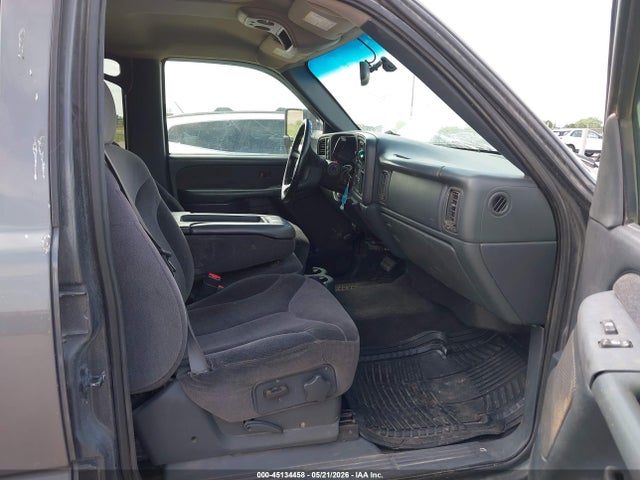 صورة 5 لـ 2002 GMC SIERRA 2500HD SLE