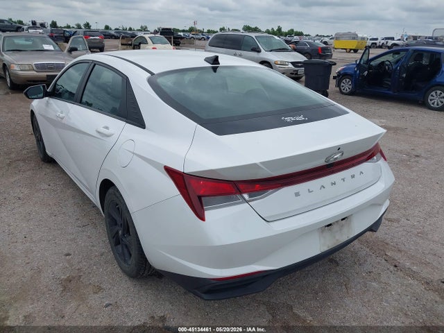 صورة 3 لـ 2022 Hyundai ELANTRA SEL
