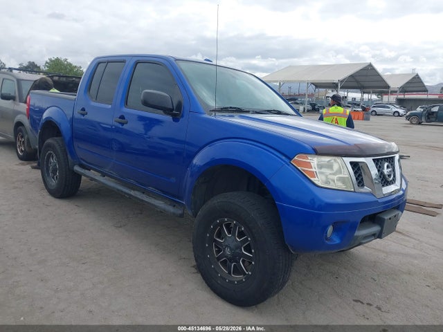 2015 NISSAN FRONTIER SV