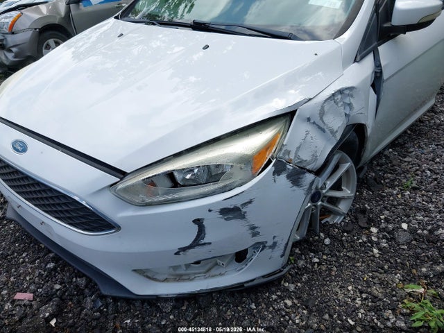 2015 FORD FOCUS SE 照片 6