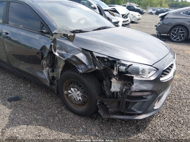 صورة 6 لـ 2019 KIA FORTE FE